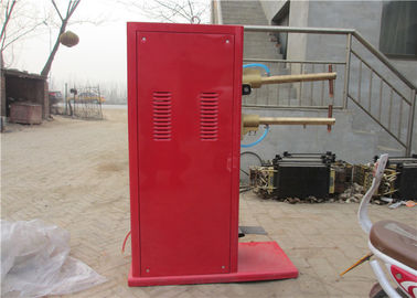 Chine Type soudeuse industrielle de tache, équipement de pédale de soudage par points de résistance d'acier inoxydable fournisseur
